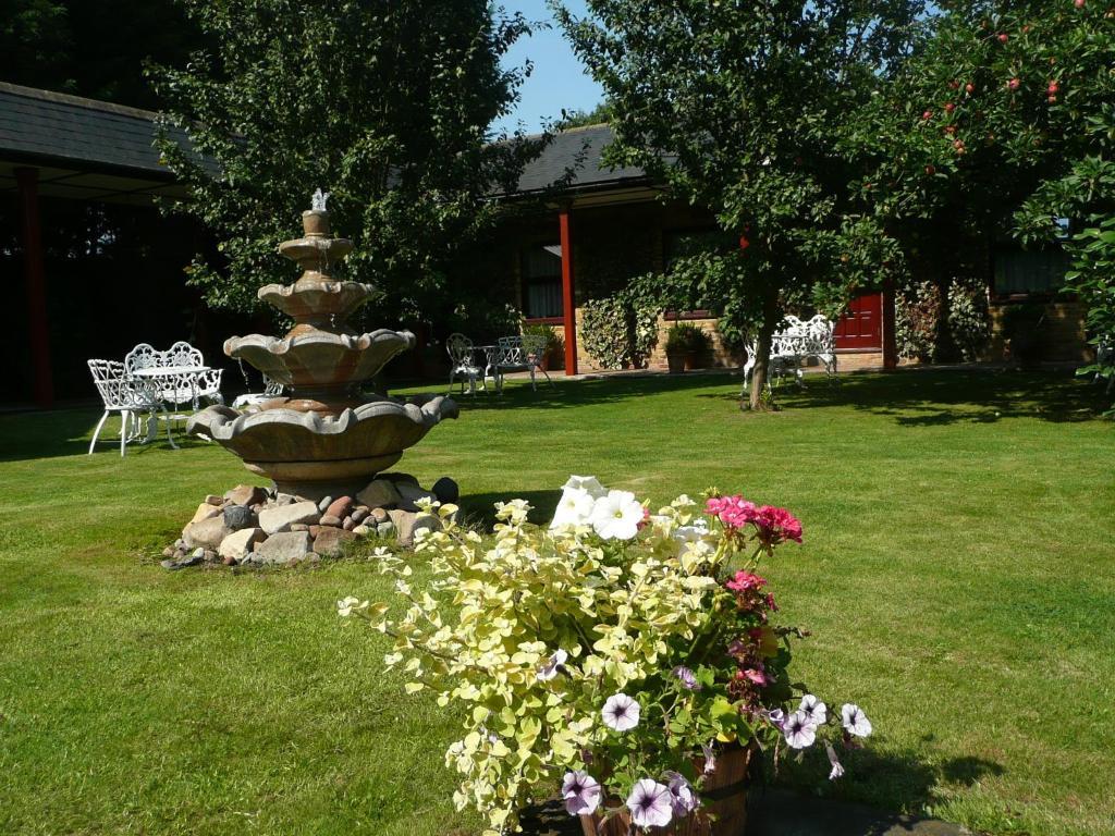 Cottage Guest House Hillingdon Ngoại thất bức ảnh